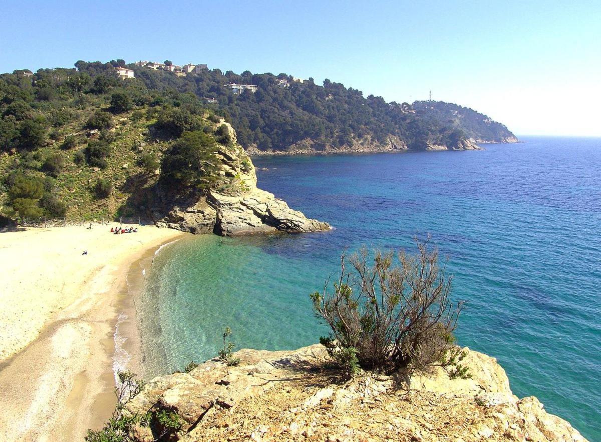TI SABLE Agréable studio cabine climatisé, Jolie Vue Mer, Piscine à Cavalaire sur Mer Exterior foto