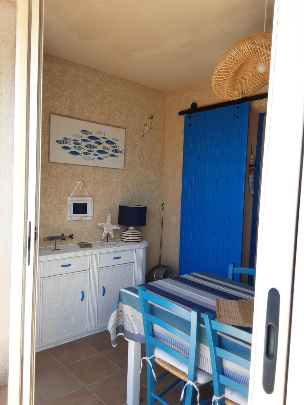 TI SABLE Agréable studio cabine climatisé, Jolie Vue Mer, Piscine à Cavalaire sur Mer Exterior foto