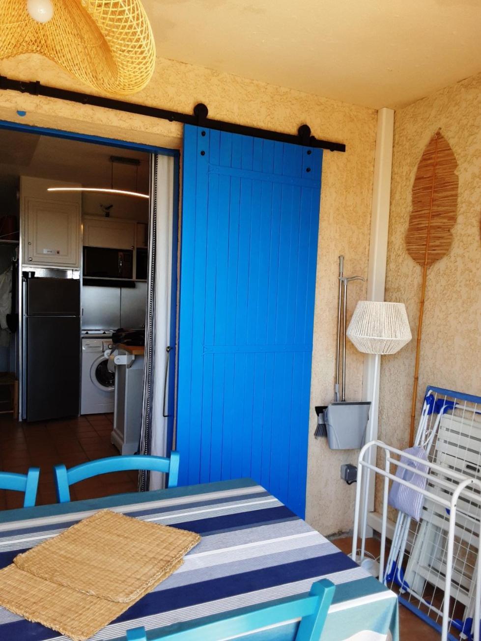 TI SABLE Agréable studio cabine climatisé, Jolie Vue Mer, Piscine à Cavalaire sur Mer Exterior foto